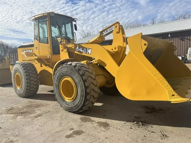 Bedrock Attachments Bucket | Width 100" | Model WLB930PO-100-2.3 | Capacity 2.3 m³ | For Wheel Loaders
