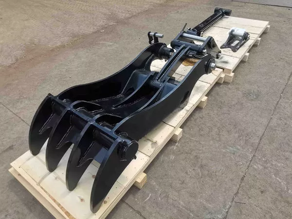 Bedrock Attachments Pin Grabber Thumb | Model EPT70-PG4T42 | Width 31.5″ | Pin Size 70mm | 4 Teeth | Machine Size 15-18 Ton | For Excavators
