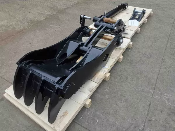 Bedrock Attachments Pin-On Thumb | Model EPT80-PO4T36 | Width 38.2″ | Pin Size 80mm | 4 Teeth | Machine Size 20-24 Ton | For Excavators