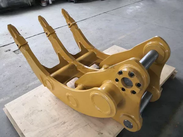 Bedrock Attachments Rake | Model EK-CB36 | Width 44″ | Pin Size 90mm | Weight 680kg | CB Linkage | For Excavator