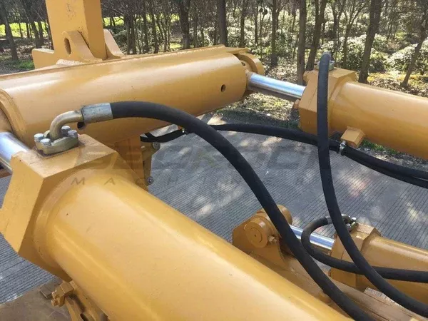 Bedrock Attachments Right Tilt Cylinder | Model 1650102B | Weight 153kg | For Bulldozer
