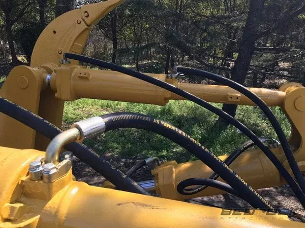 Bedrock Attachments Tilt Cylinder | Model 1325149B | Weight 168kg | For Bulldozer