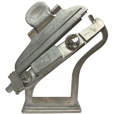 Bitzenburger 1000 Fletching Jig for Target Shooters, Silver, Straight