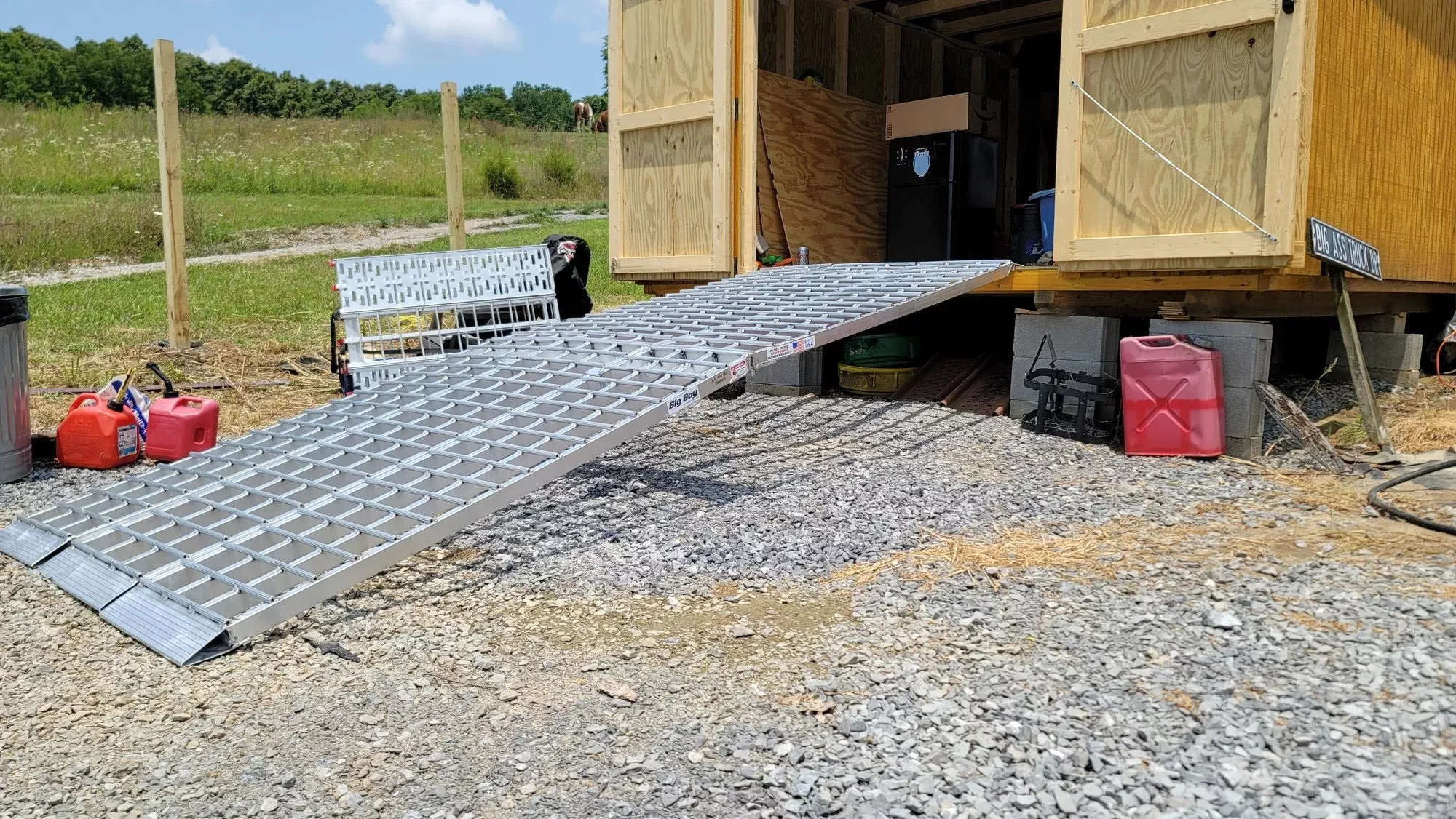 Black Widow Big Boy Extra-Wide 3-Piece Arched Folding Ramp | Models MF3-12057 & MF3-14457 | 57″ Wide | Capacity 3,000 To 3,750 lb | For Motorcycles & Trikes
