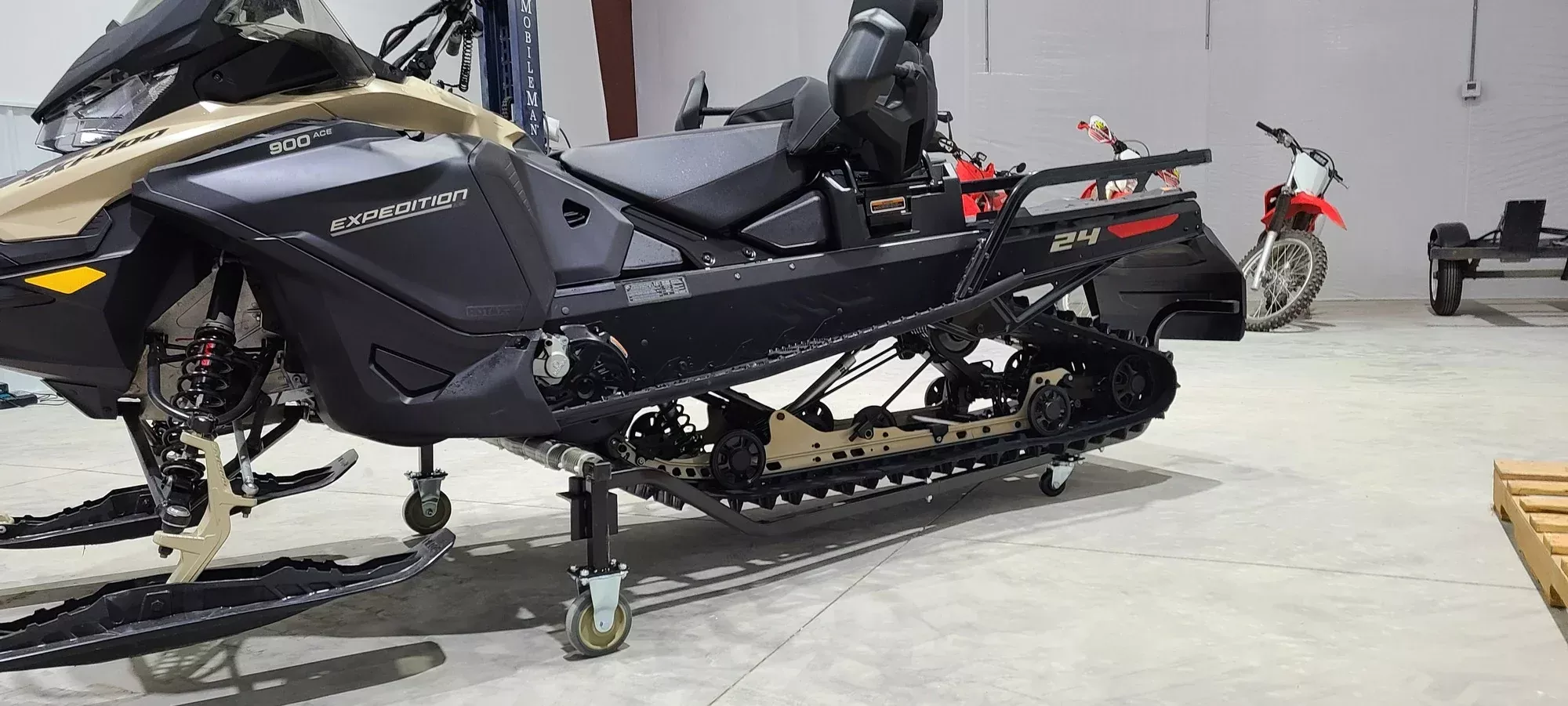 Black Widow Black Ice Snowmobile Dolly | Model SNO-DOLLY | Width 46.25″ | 1,500 lb Capacity | Folds to 83.25″ x 20.325″ x 10″ | For Snowmobile