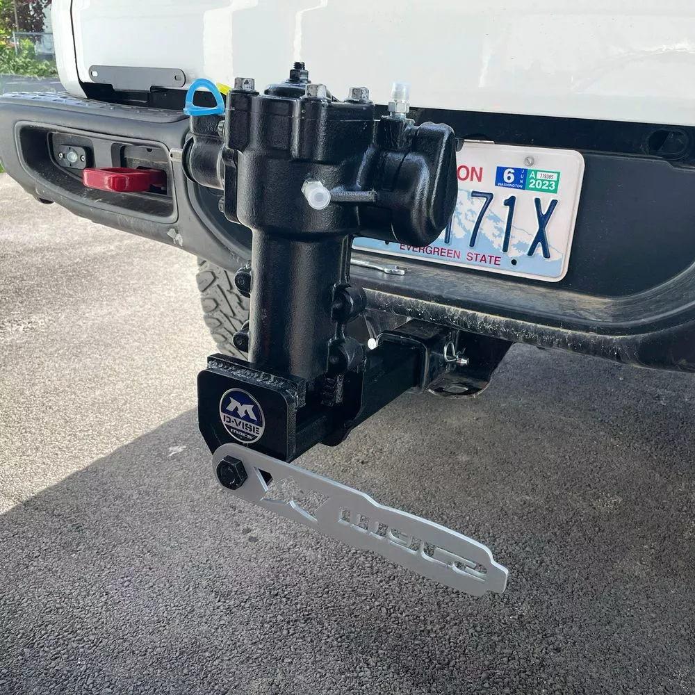 Black Widow D-Vise Hitch-Mounted Bench Vise | Model DV-2IN | Jaw Width 4″ Opens to 8″ | Manual Operation | 4 To 90+ HP | For 2″ Receiver Trucks, Jeeps & UTVs
