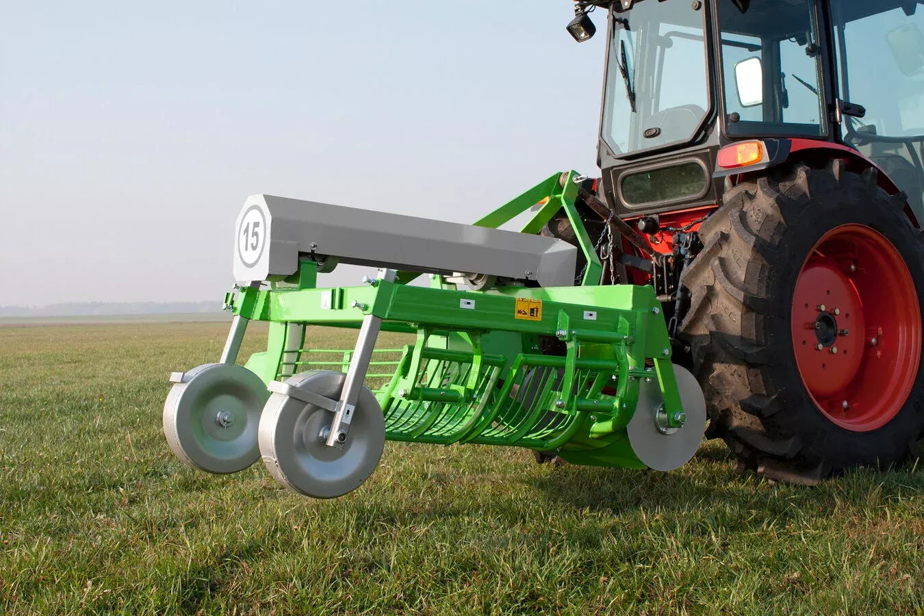 Bomet Ursa 1-Row Vibrating Potato Digger | Width 20" | 10 HP | For Tractors