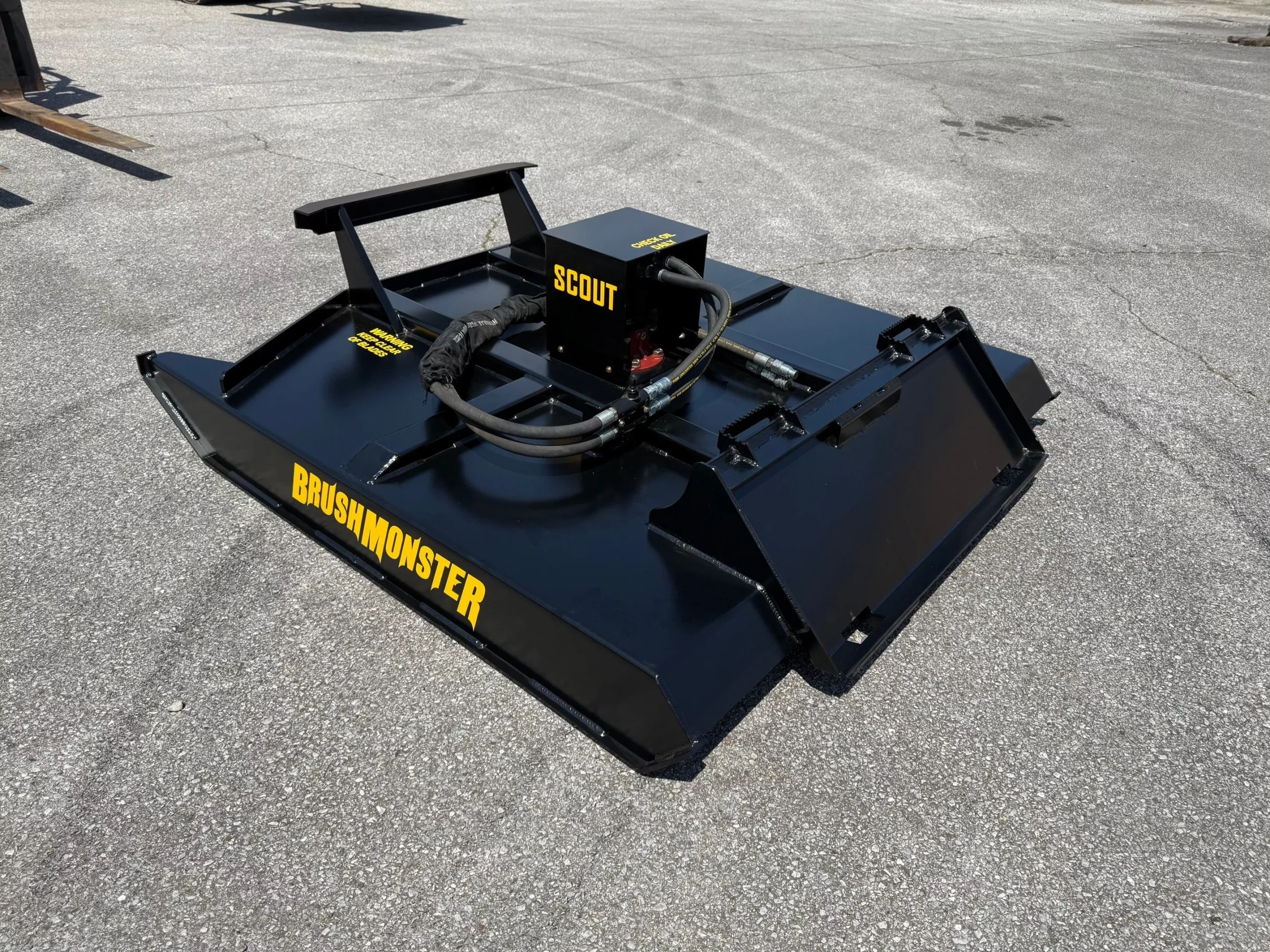 BrushMonster Tree Shear | Models 60 SCOUT & 72 SCOUT | 62″–75″ Width | 6″ Tree Capacity | 15–24 GPM | For Skid-Steer Loaders