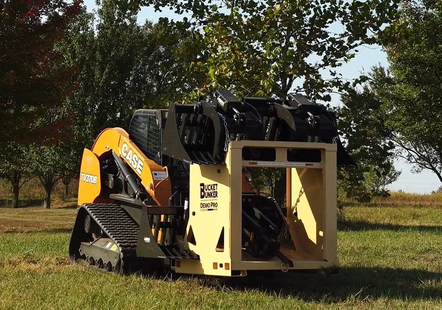 Bucket Bunker Demo PRO | Width 48″ | Length 60″ | 15-30 GPM | For Skid Steers