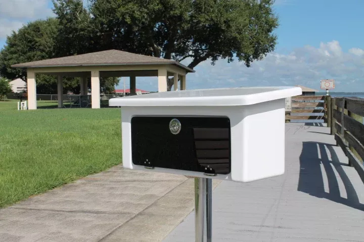 CM Marine Upper Control Station | Model CMST25 | 25.5″ Width | TIG‑Laminated Marine Composite | Universal Tower & Helm Mount
