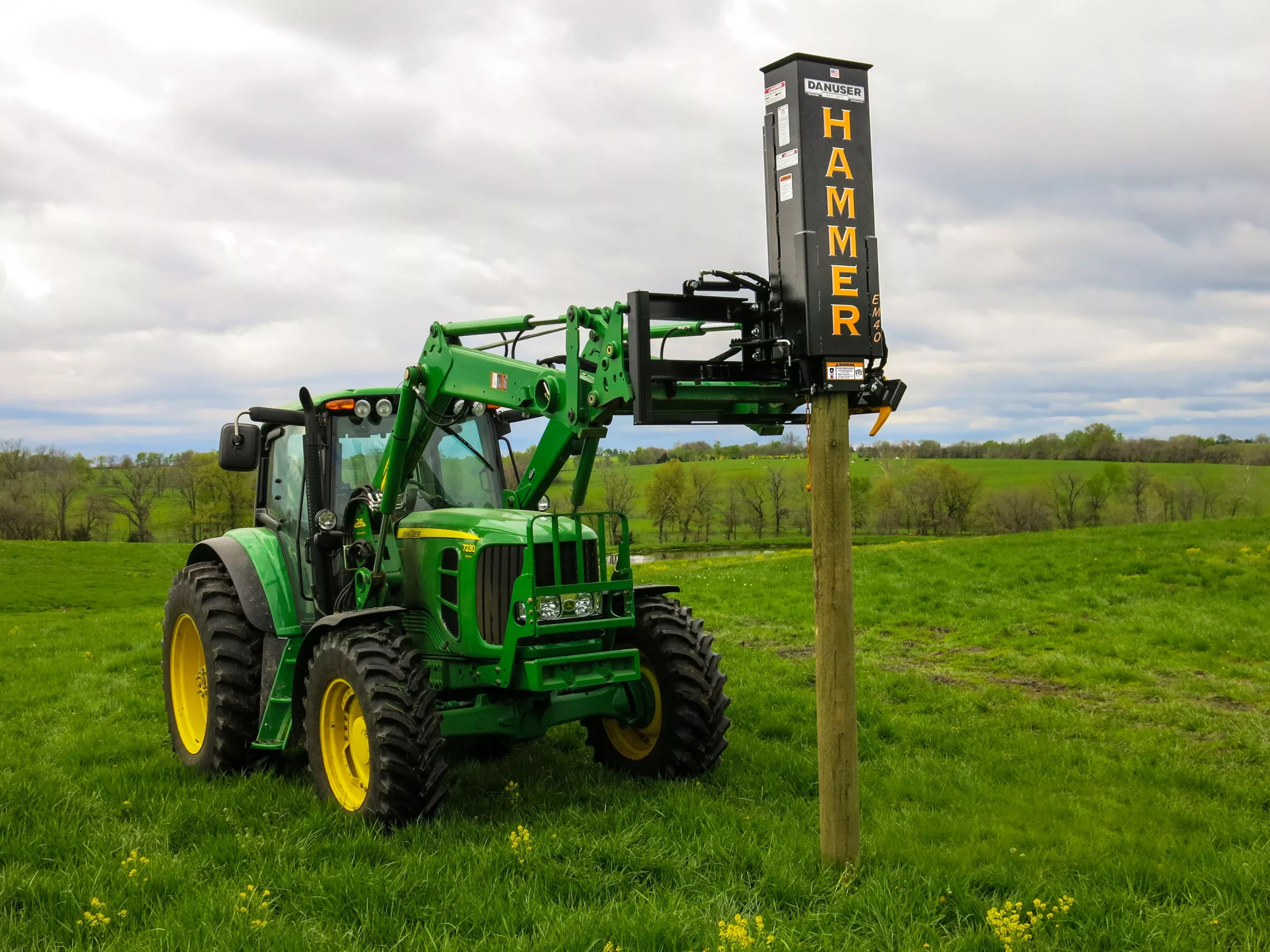Danuser Hydraulic Post Driver | Model EM40 | 40" Stroke Length | Euro Mount | 75+ HP | For Tractors