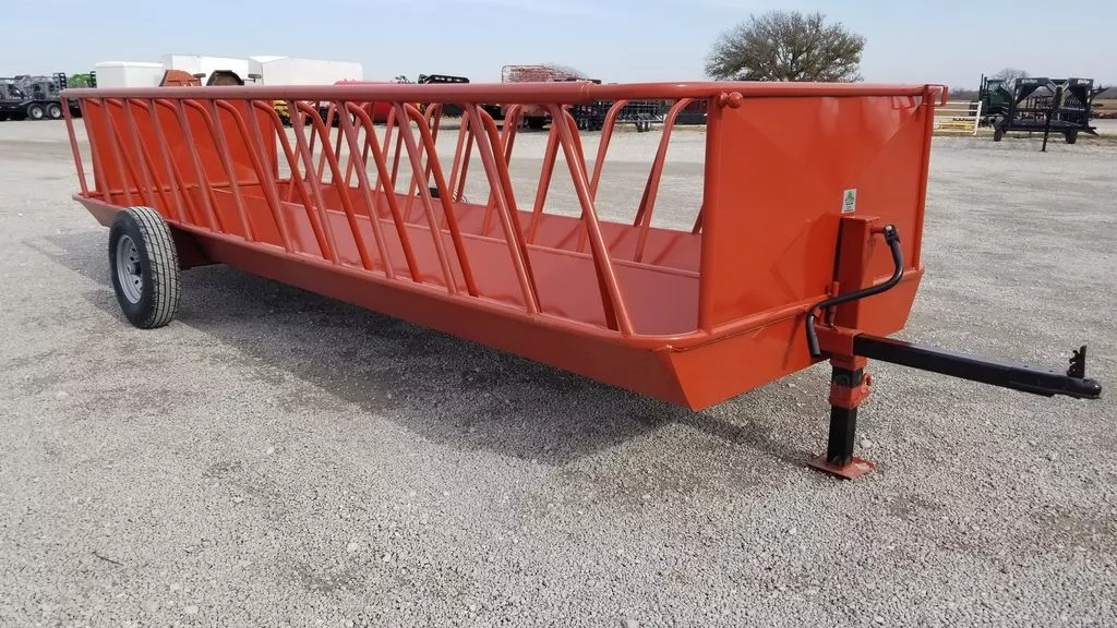 DH Farm Bale Feeder Wagon | Length 20′ | 8-Lug Wheels | 40–60 HP | Towable | For Tractors