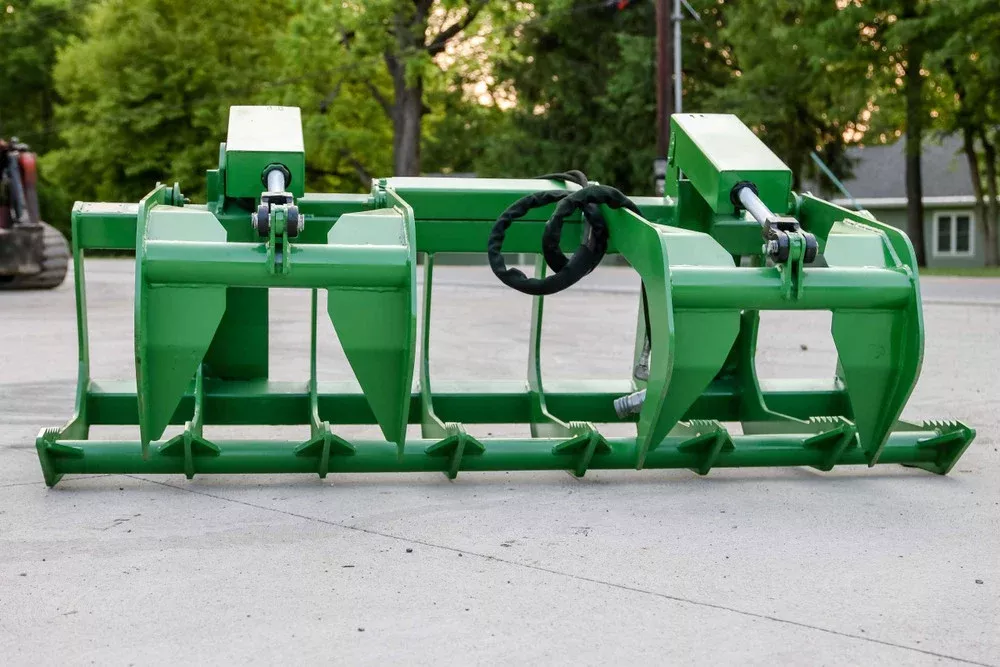 Express Steel 5.5′ John Deere Root Grapple | Width 66″ | 15-25 GPM | 50 HP | For Tractors & Loaders