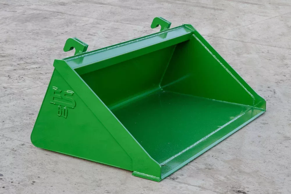 Express Steel 5′ John Deere Smooth Bucket | Width 60″ | 50 HP | For Tractors & Loaders