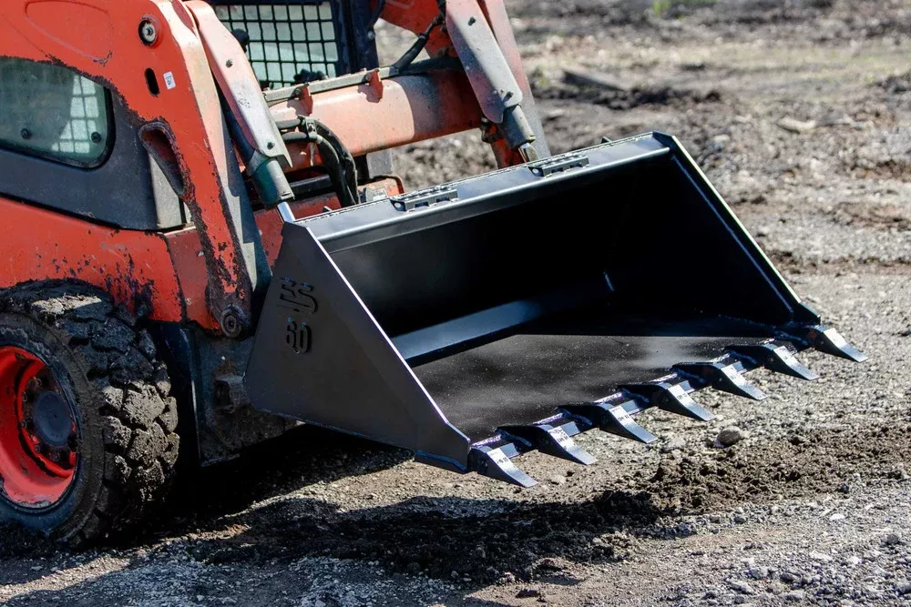 Express Steel 5′ Standard Tooth Bucket | Width 60″ | 25 GPM | For Skid Steers