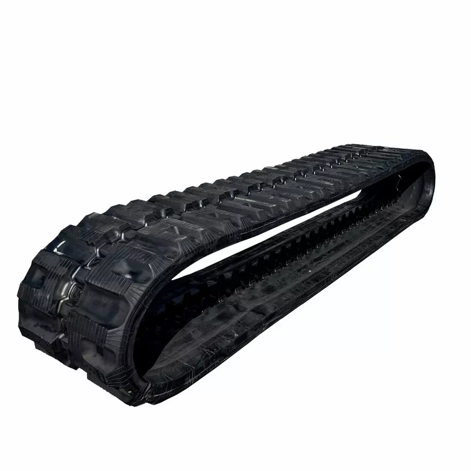 Express Steel C-Lug Rubber Track | Width 17.72″ | Machine Size 3–5 Tons | For Compact Track Loaders