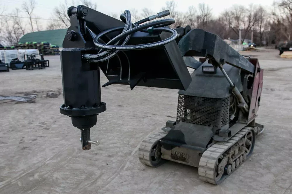Express Steel Mini Bobcat Auger Head | Drilling Capacity 48″ | 9-28 GPM | For Mini Skid Steers