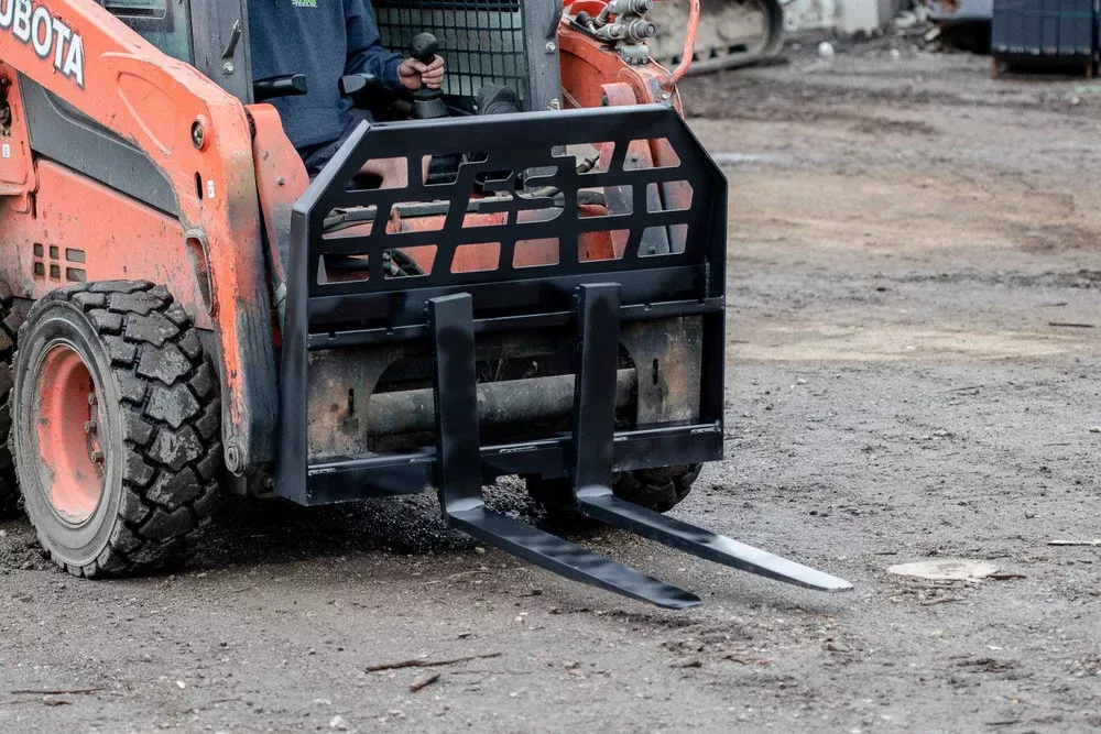 Express Steel Quick Attach Pallet Forks | Fork Length 36″–48″ | Frame Width 45.5″ | 15–25 GPM | For Skid Steers