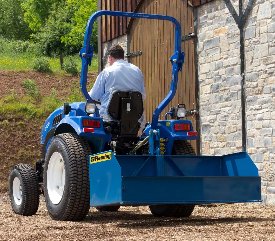Fleming Tipping Transport Boxes | Model TB4, TB5 & HD6 | Width 50″, 59″ & 72″ | 20-100 HP | 25-60 GPM | For Skid Steers, Tractors & Loaders