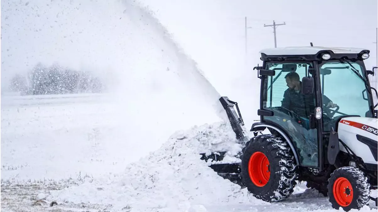 Ignite Attachments 3-Point Snow Blower | Model 66SB | Overall Width 70″ | Clearing Width 66″ | Horsepower 25-50 HP | For Tractors