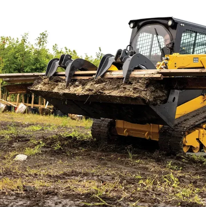 Ignite Attachments Bucket Grapple | Overall Width 69″ | Grapple Opening 34.5″ | Hydraulic Flow 15-30 GPM | For Skid Steers