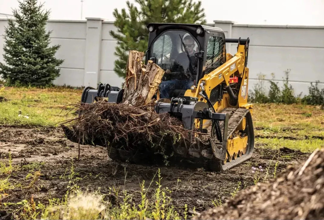 Ignite Attachments Root Grapple | Width 74.6″ | Grapple Opening Height 31.5″ | Hydraulic Flow 15-25 GPM | For Skid Steers
