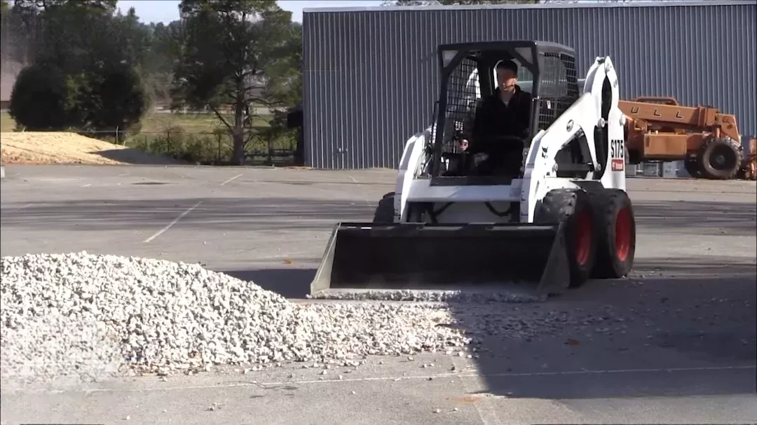 Ignite Attachments Severe Duty Bucket | Width 68″ | Hydraulic Flow Range 13-25 GPM | For Skid Steers