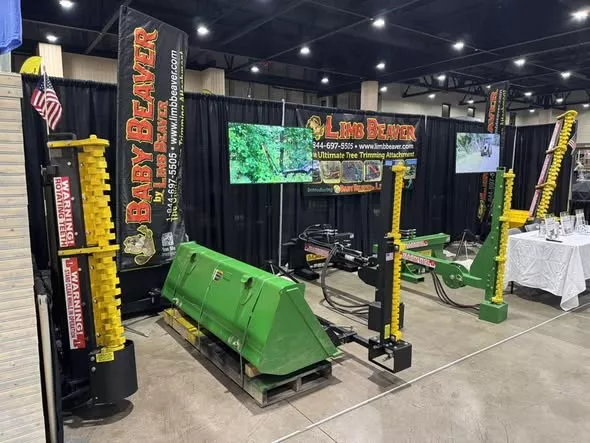 Limb Beaver Compact Limb Cutter | The Baby Beaver BB-4 | Cutting Capacity 3″ Diameter | Hydraulic Flow Range 7-15 GPM | For Skid Steers