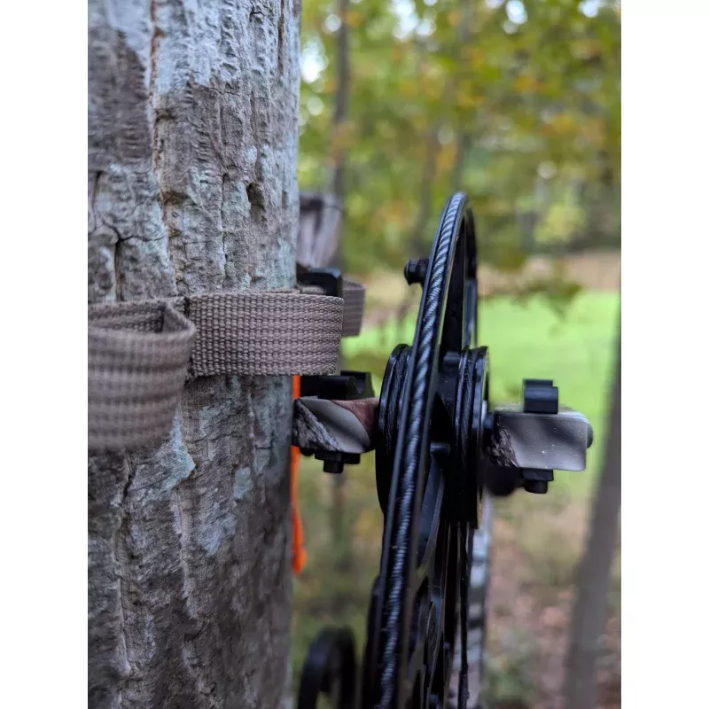 Split Limb Bow Hanger – Gear Strap for Saddle Hunting