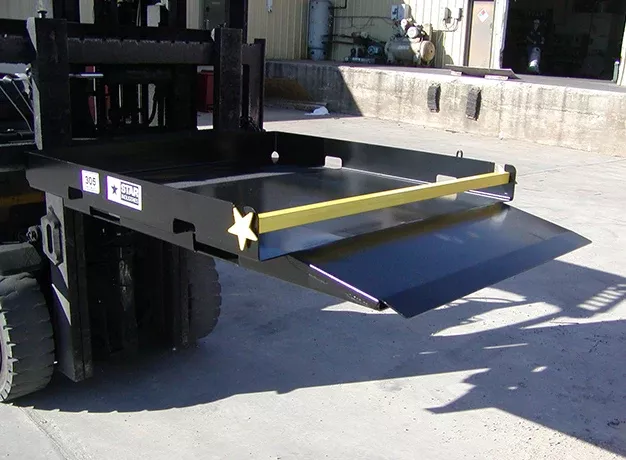 Star Industries Safety Loading Platform | Models 1385 & 1388 | Deck Width 48″ To 50″ | Capacity 1,000 To 3,500 lbs | For Forklifts