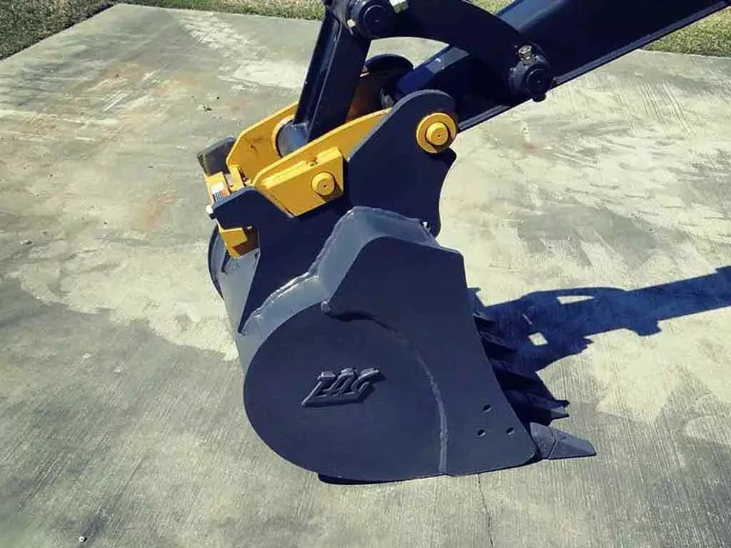 TAG Wedge Lock Dirt Bucket | Width 8″-36″ | Capacity 0.04–0.45 Cubic yd | Machine Size 1–7 Ton | For Excavators