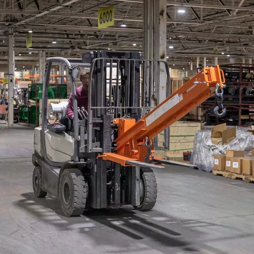Titan Attachments Jib Boom Crane | Fork-Mounted | 84″–138″ Telescoping Boom | 6,600 lb Lift Capacity | 45° Pivot | Hydraulic Flow 8–15 GPM | For Skid Steers & Forklifts