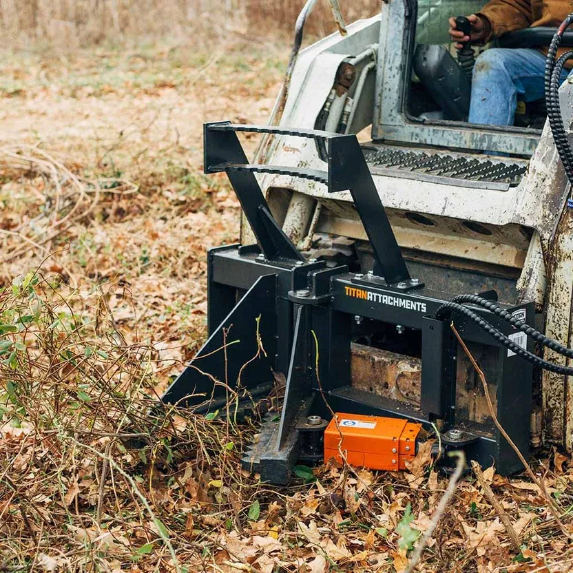 Titan Attachments Post & Tree Puller | 12″ Max Opening | 46″ Width | 3,000 PSI Clamping Force | 4″x4″ Steel Frame | Oil Flow Rate 10–25 GPM | For Skid Steers