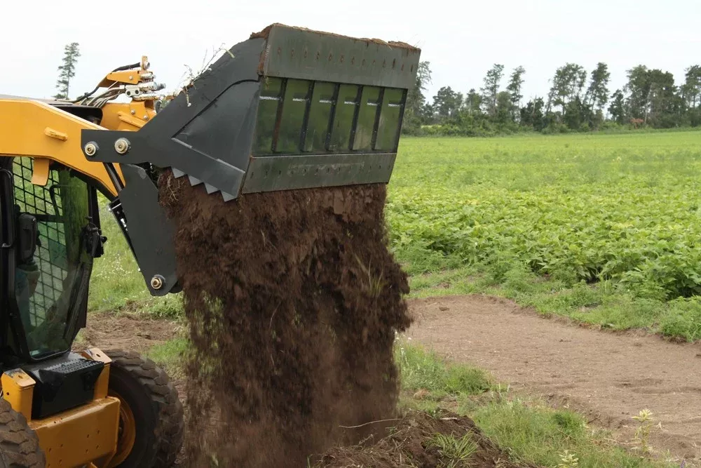 Virnig V50 Multi-Purpose Bucket (4-in-1) | MPV Series | Widths 60″ to 72″ | 15-25 GPM | For Skid Steers