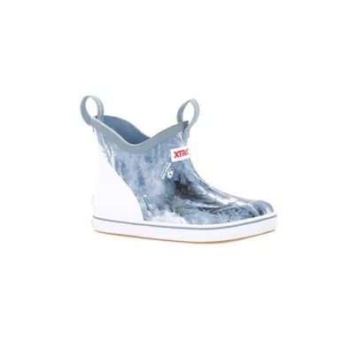 XTRATUF Kids’ Mossy Oak Elements Blue Ankle Deck Boots (XKAB1WF)
